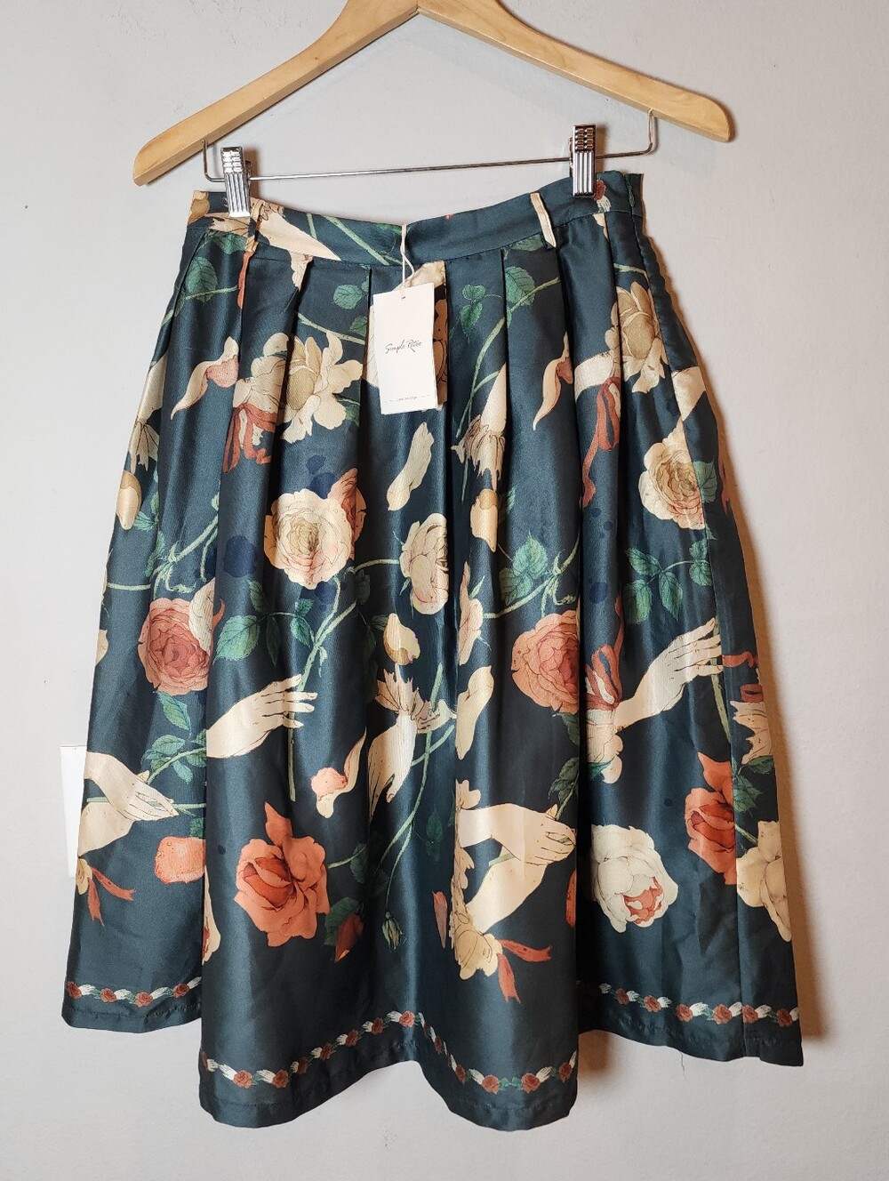 NWT Simple Retro Satin Pleated Midi Skirt Green Floral Hands Size L Runs Small